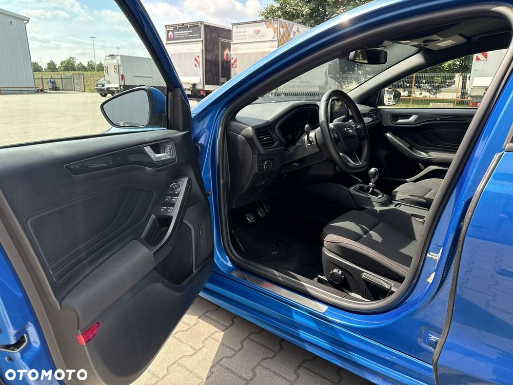 Ford Focus 1.5 EcoBoost STart-Stopp-System ST-LINE - 11