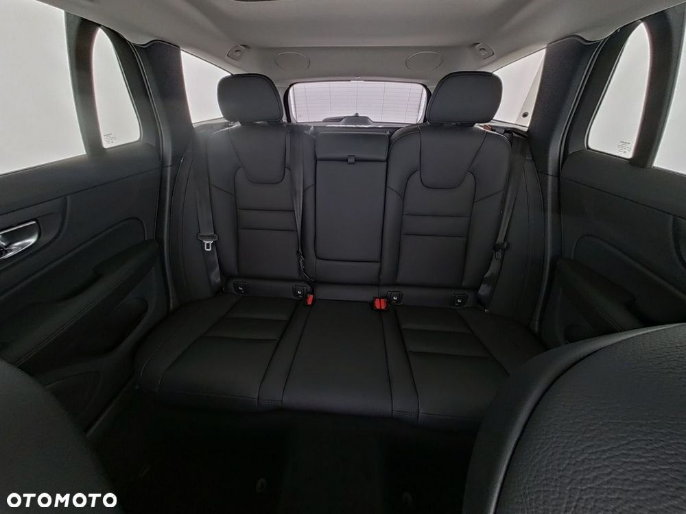 Volvo V60 B4 B Plus Dark - 7