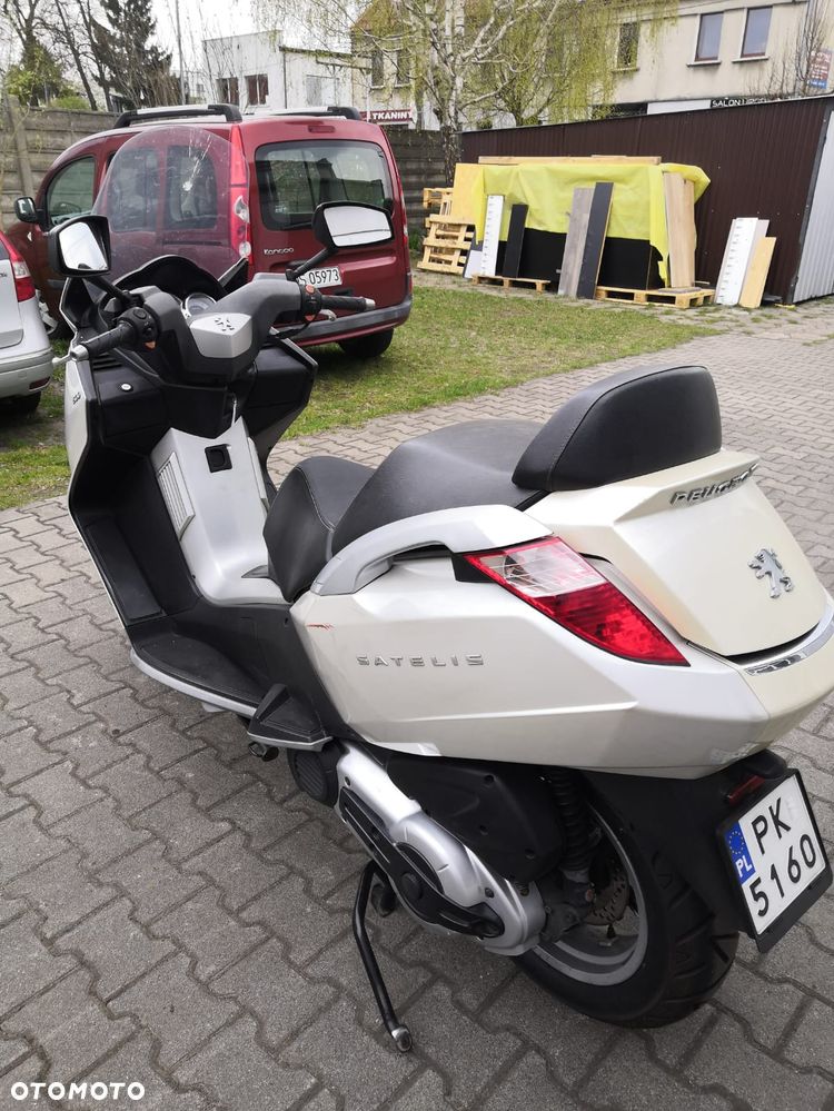 Peugeot Satelis - 5