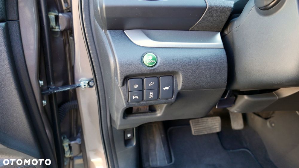 Honda CR-V - 17