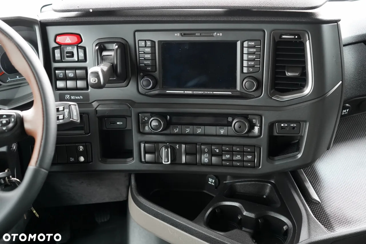 Scania S 500 / RETARDER / KLIMATYZACJA POSTOJOWA / NAVI / PO KONTRAKCIE SERWISOWYM - 26