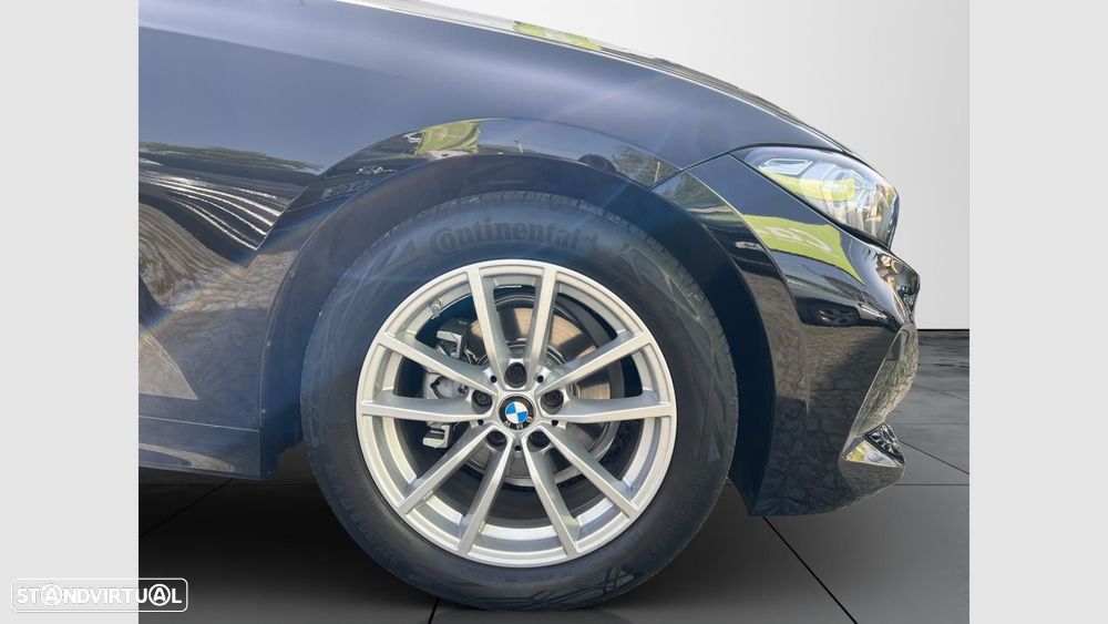 BMW 318 d Auto - 8