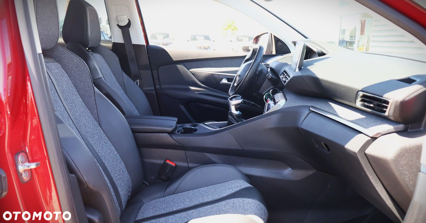 Peugeot 3008 - 16
