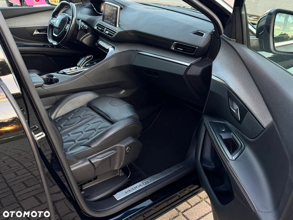 Peugeot 5008 BlueHDi 180 EAT8 GT - 10