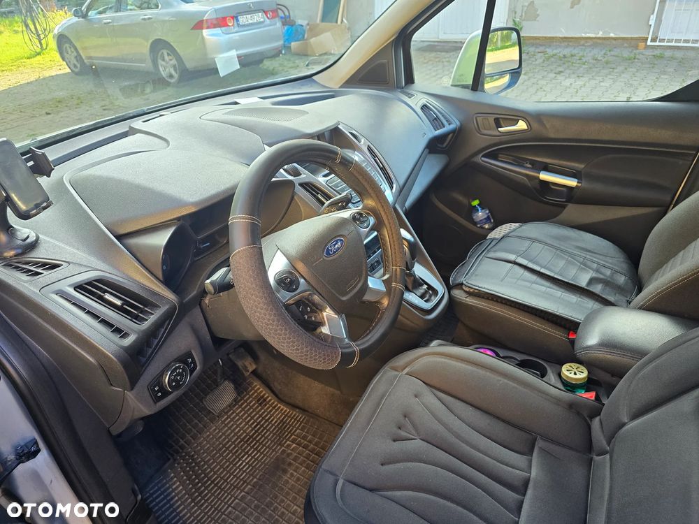 Ford Tourneo Connect 1.6 EcoBoost Titanium - 2