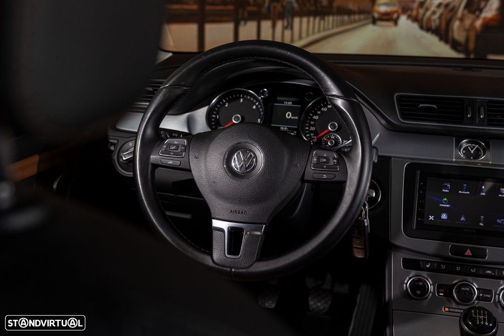 VW Passat CC - 10