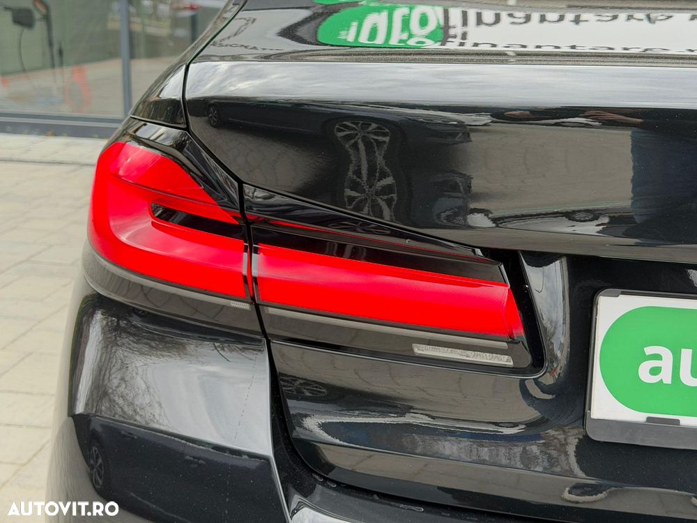 BMW Seria 5 520d Aut. M Sport Edition - 8