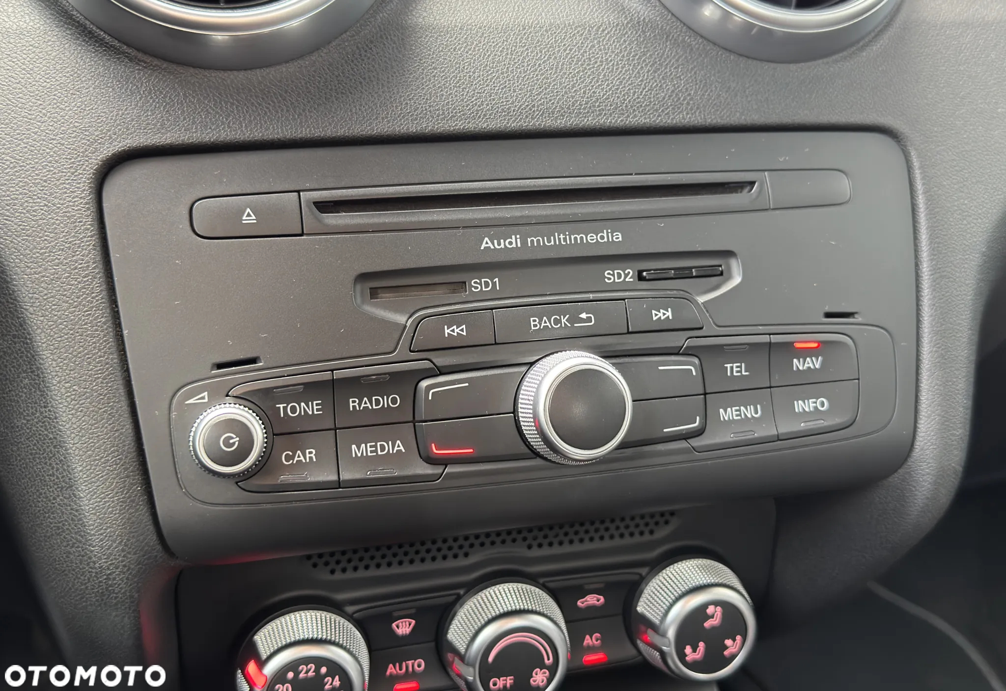 Audi A1 Sportback 1.4 TFSI S tronic S line Sportpaket - 25