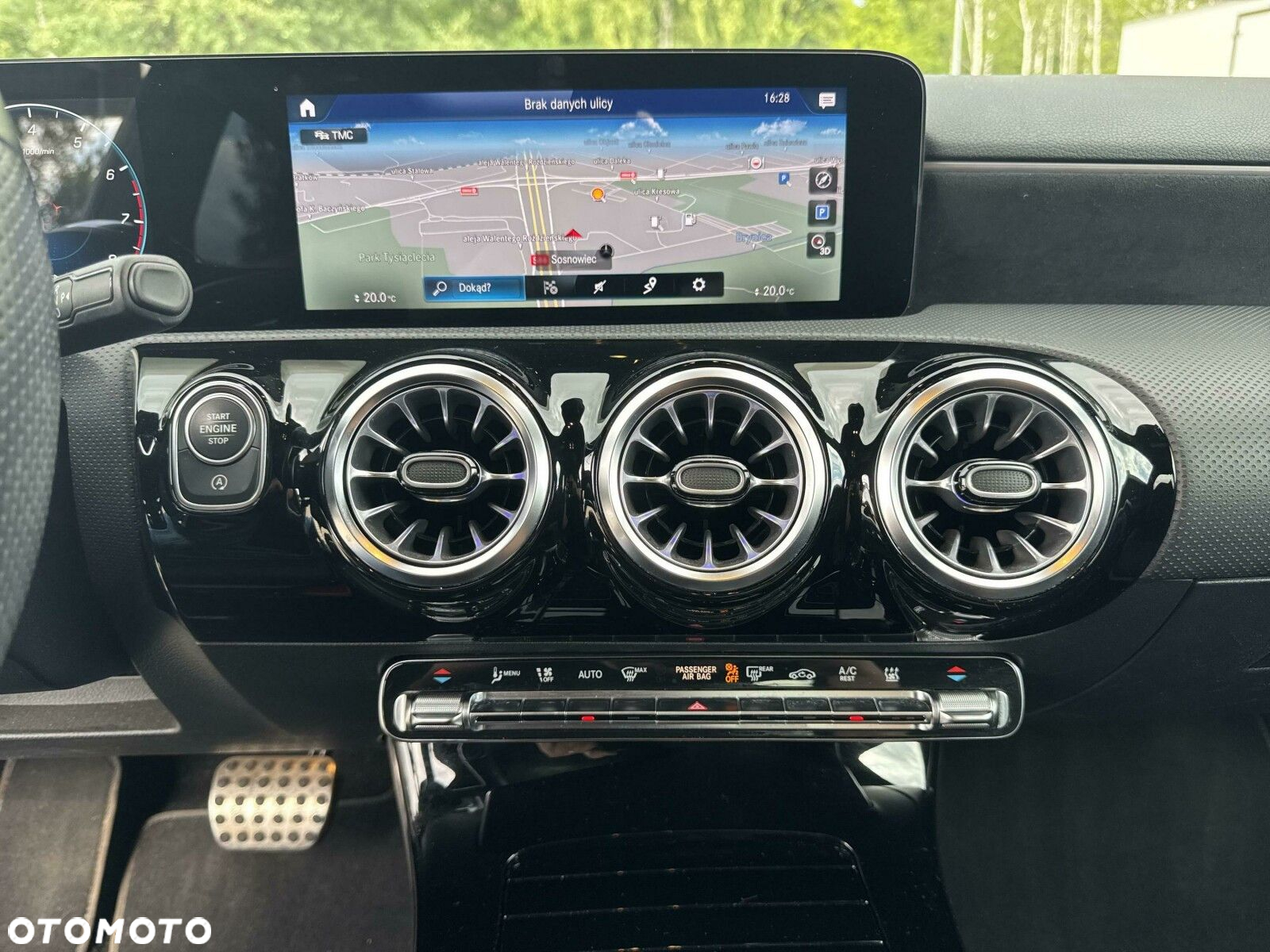 Mercedes-Benz Klasa A 180 AMG Line 7G-DCT - 13