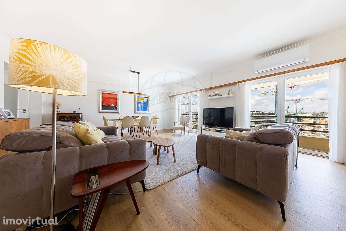 Apartamento T4 para venda - Grande imagem: 2/35