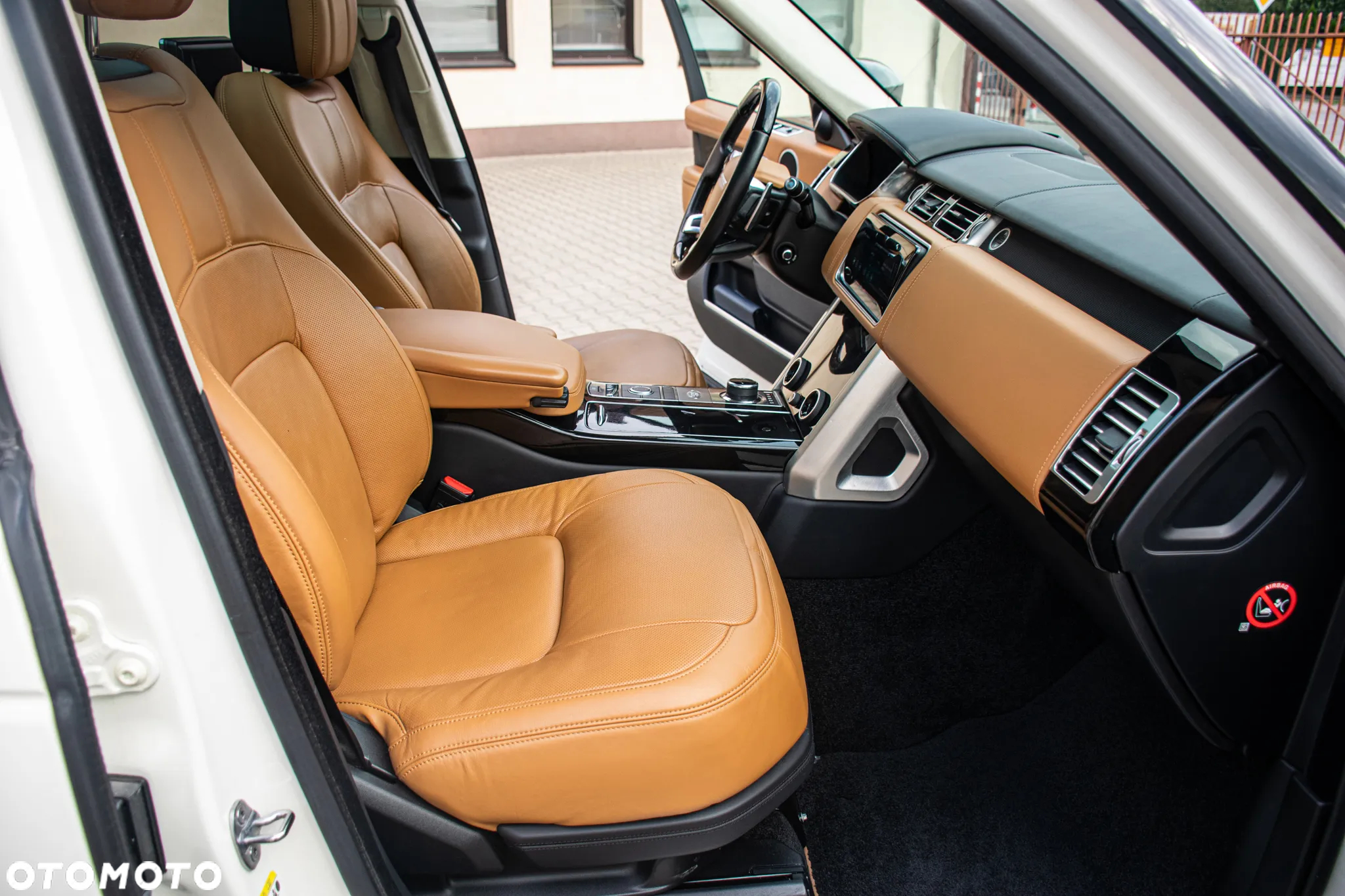 Land Rover Range Rover 3.0 I6 LWB Vogue - 23