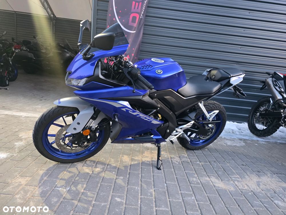 Yamaha YZF - 33
