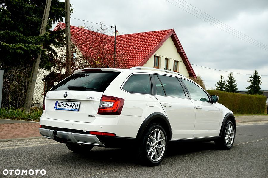 Skoda Octavia 2.0 TDI 4x4 DSG Scout - 15