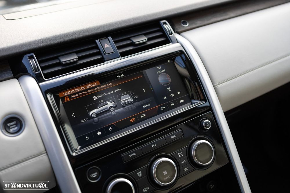 Land Rover Discovery 3.0 TD6 HSE Auto - 38