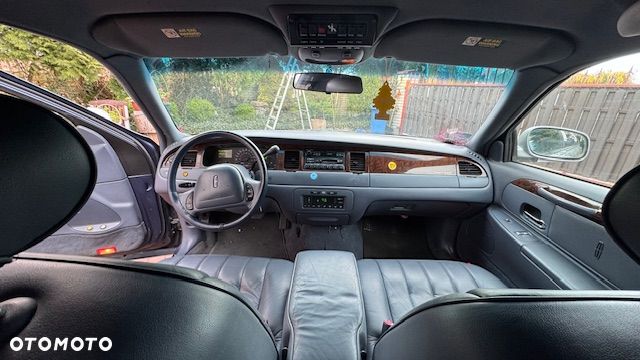 Lincoln Town Car 4.6 STD/Executive - 15