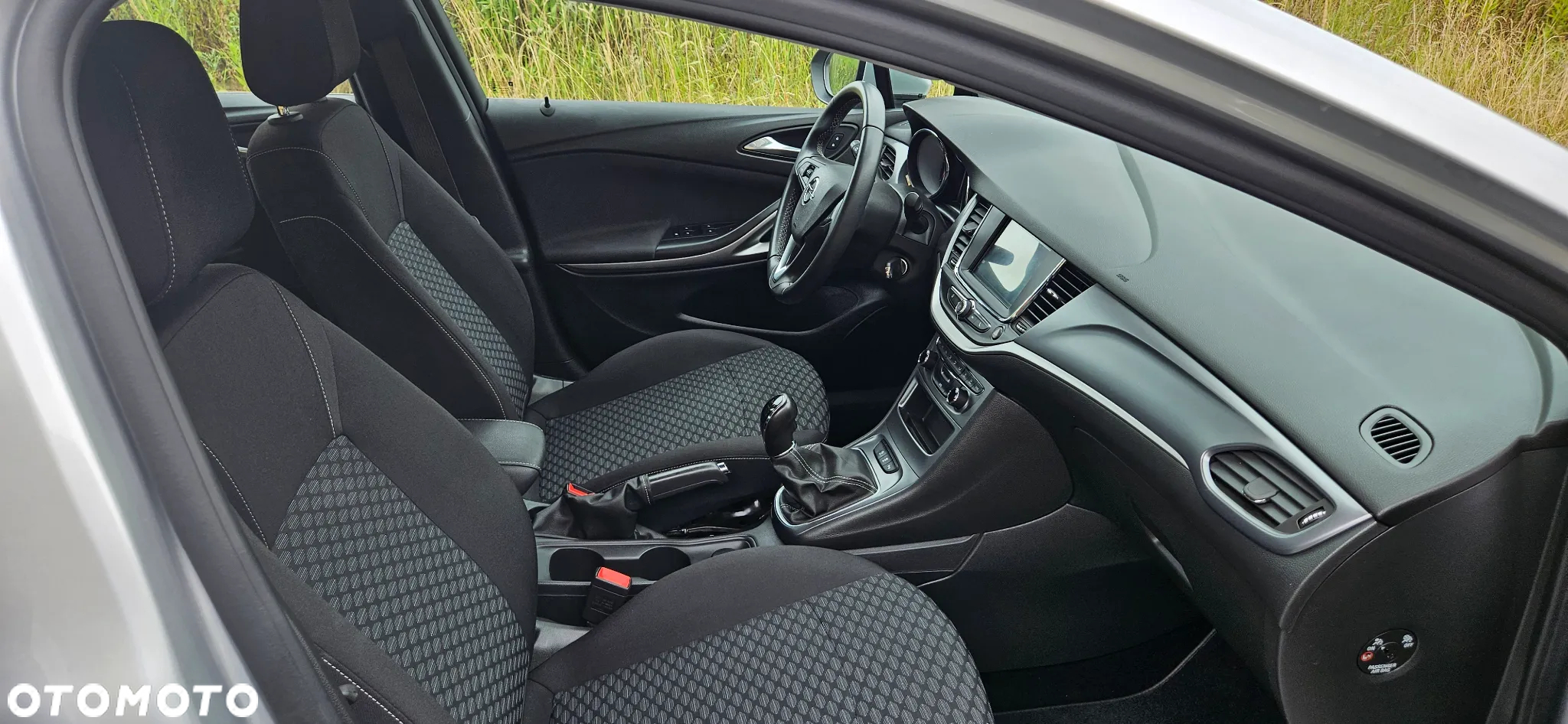 Opel Astra V 1.4 T Enjoy S&S - 11