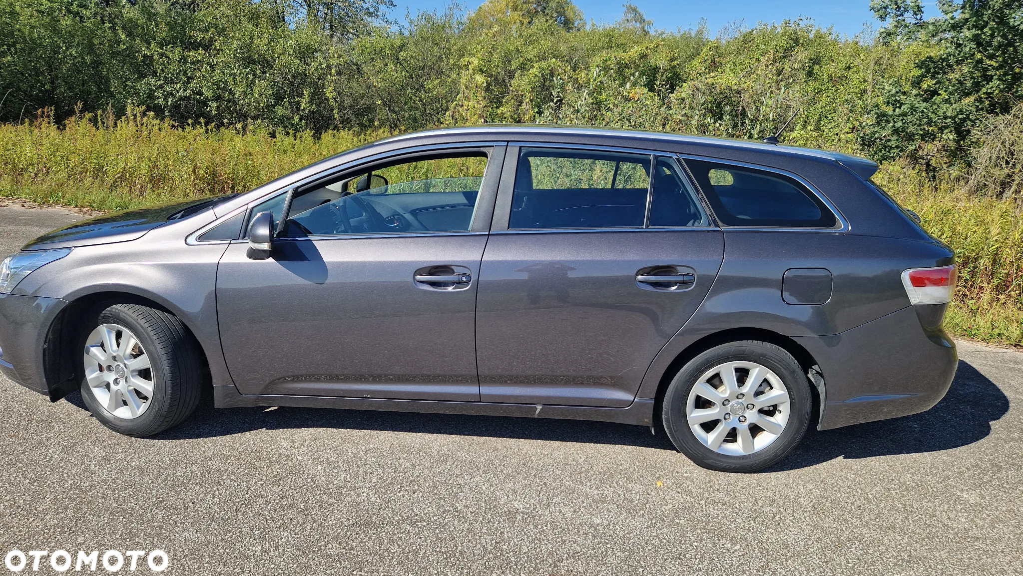 Toyota Avensis 1.8 Sol - 10