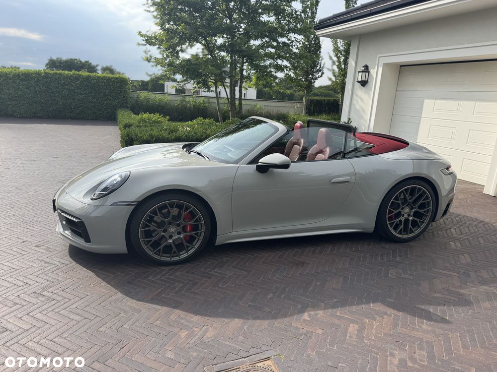 Porsche 911 Carrera 4S - 3
