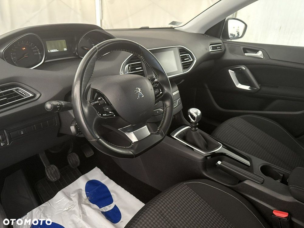 Peugeot 308 - 14