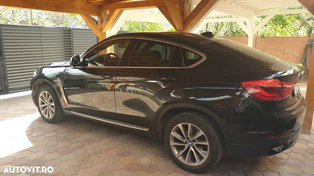 BMW X6 xDrive30d - 11