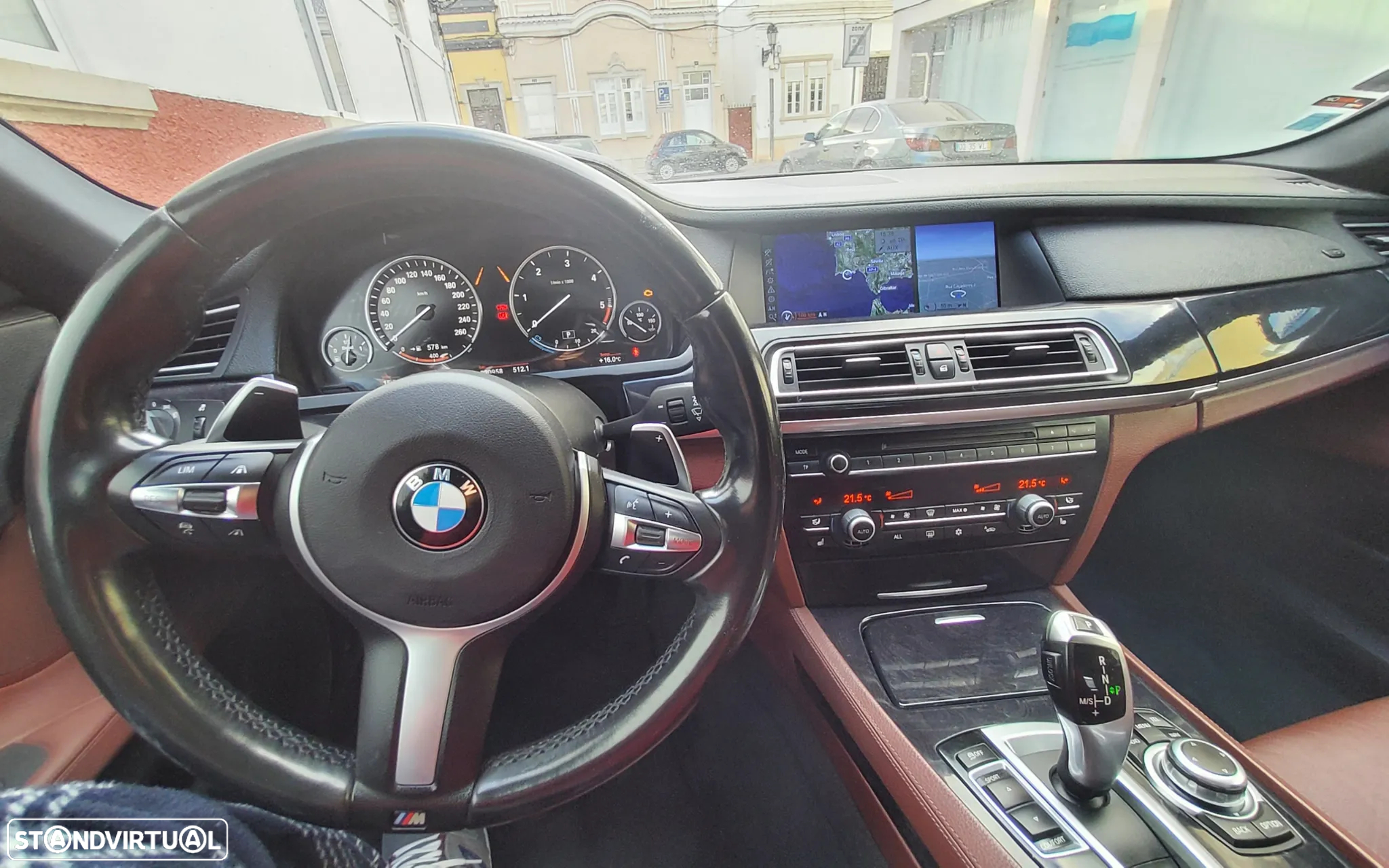 BMW 740 d - 12