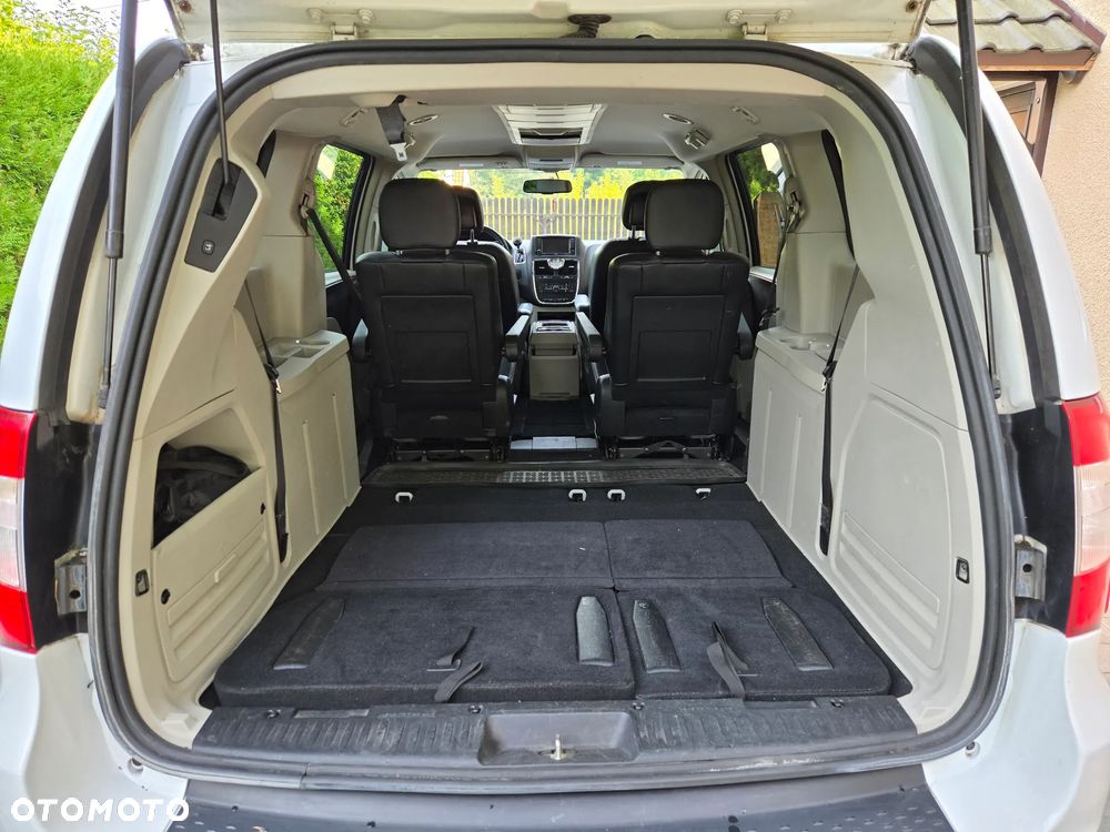 Chrysler Town & Country 3.6 Touring - 9