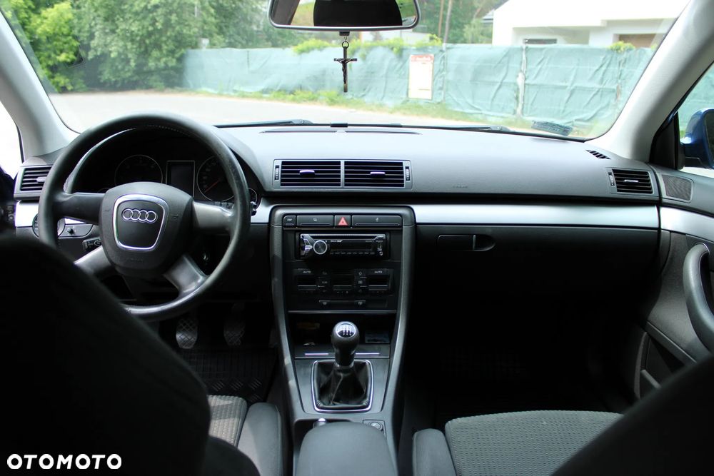 Audi A4 Avant 2.0 TDI - 7