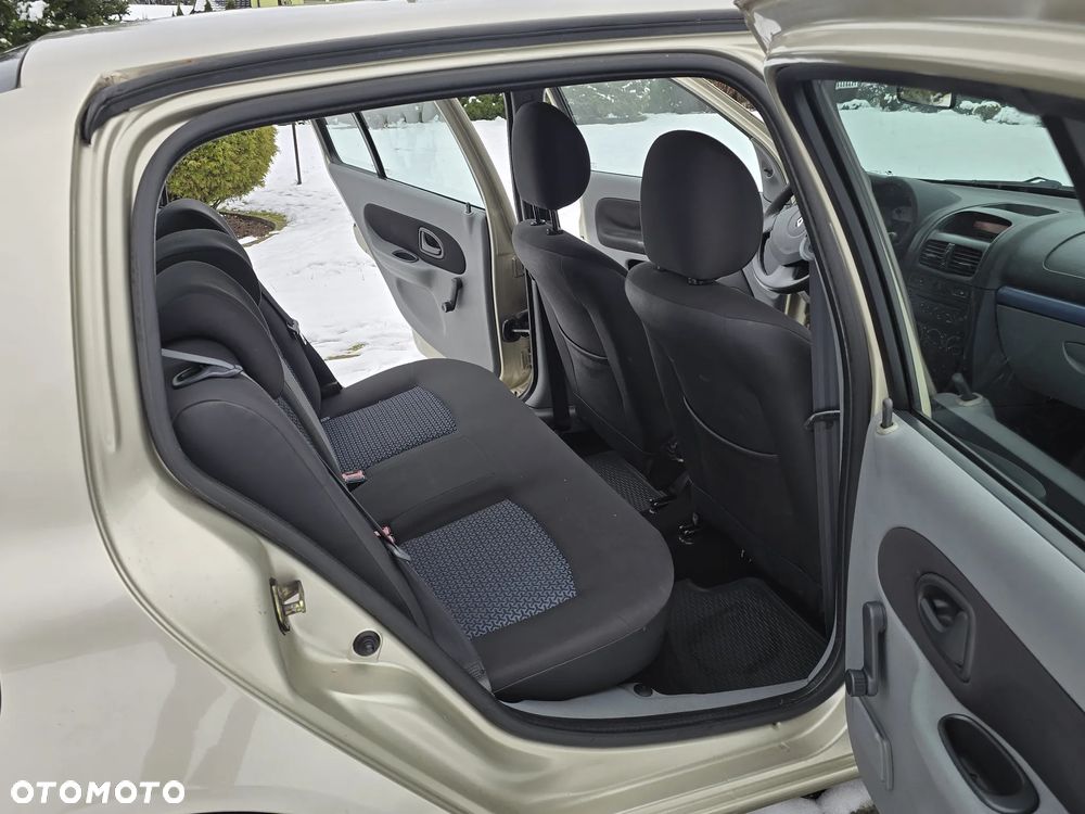 Renault Thalia 1.2 16V Alize - 7