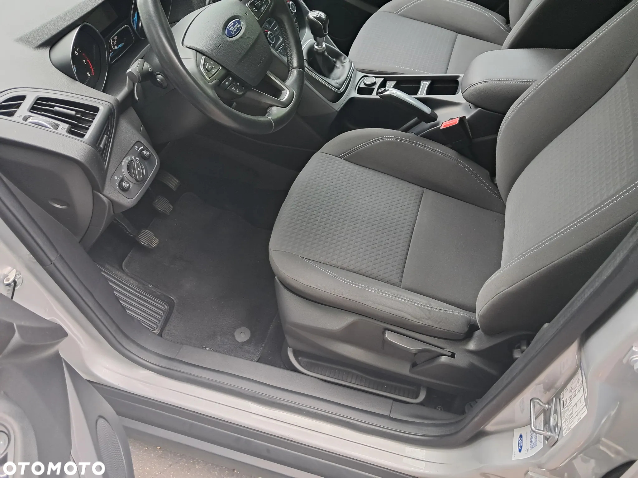 Ford C-MAX - 12