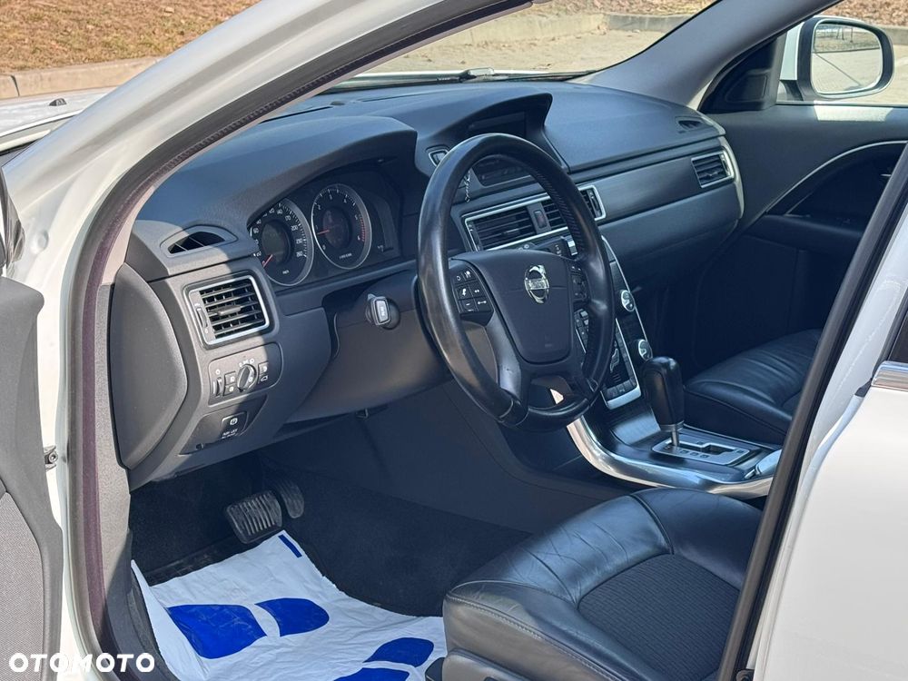 Volvo V70 D3 Geartronic Momentum - 19