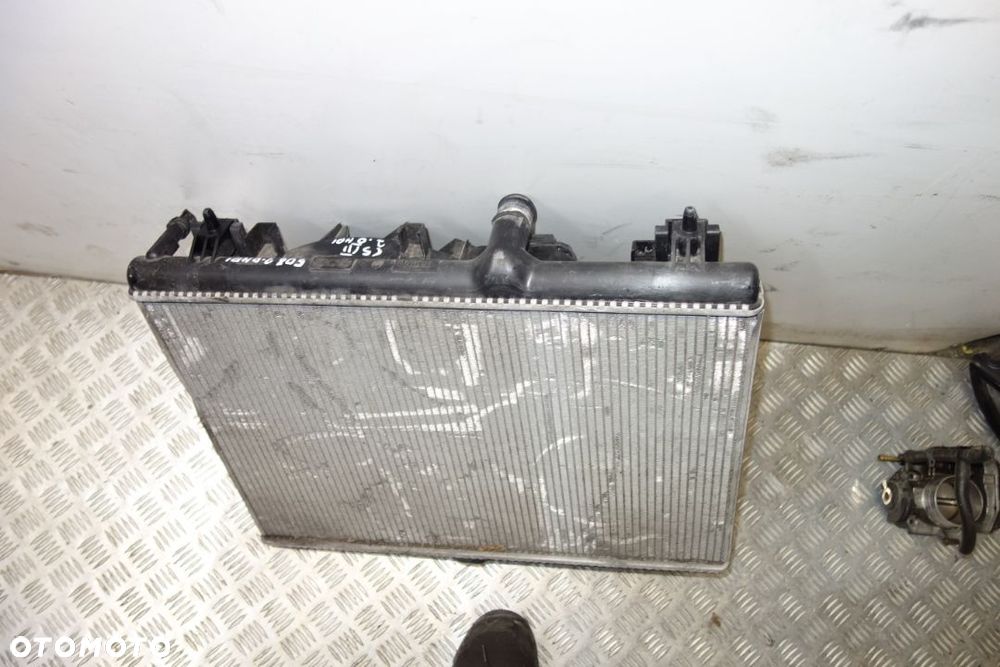 CHŁODNICA WODY Z WENTYLATOREM C5 III 508 2.0 HDI 136 KM - 1