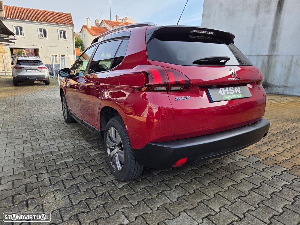 Peugeot 2008 1.5 BlueHDi Style - 7