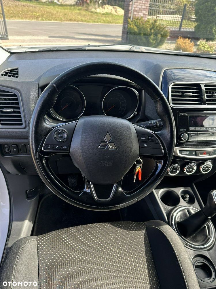 Mitsubishi ASX - 15