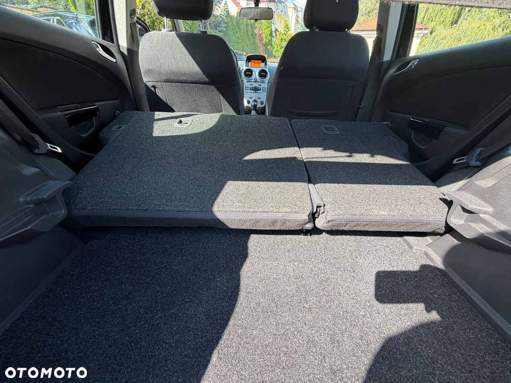 Opel Corsa 1.4 Cosmo - 9