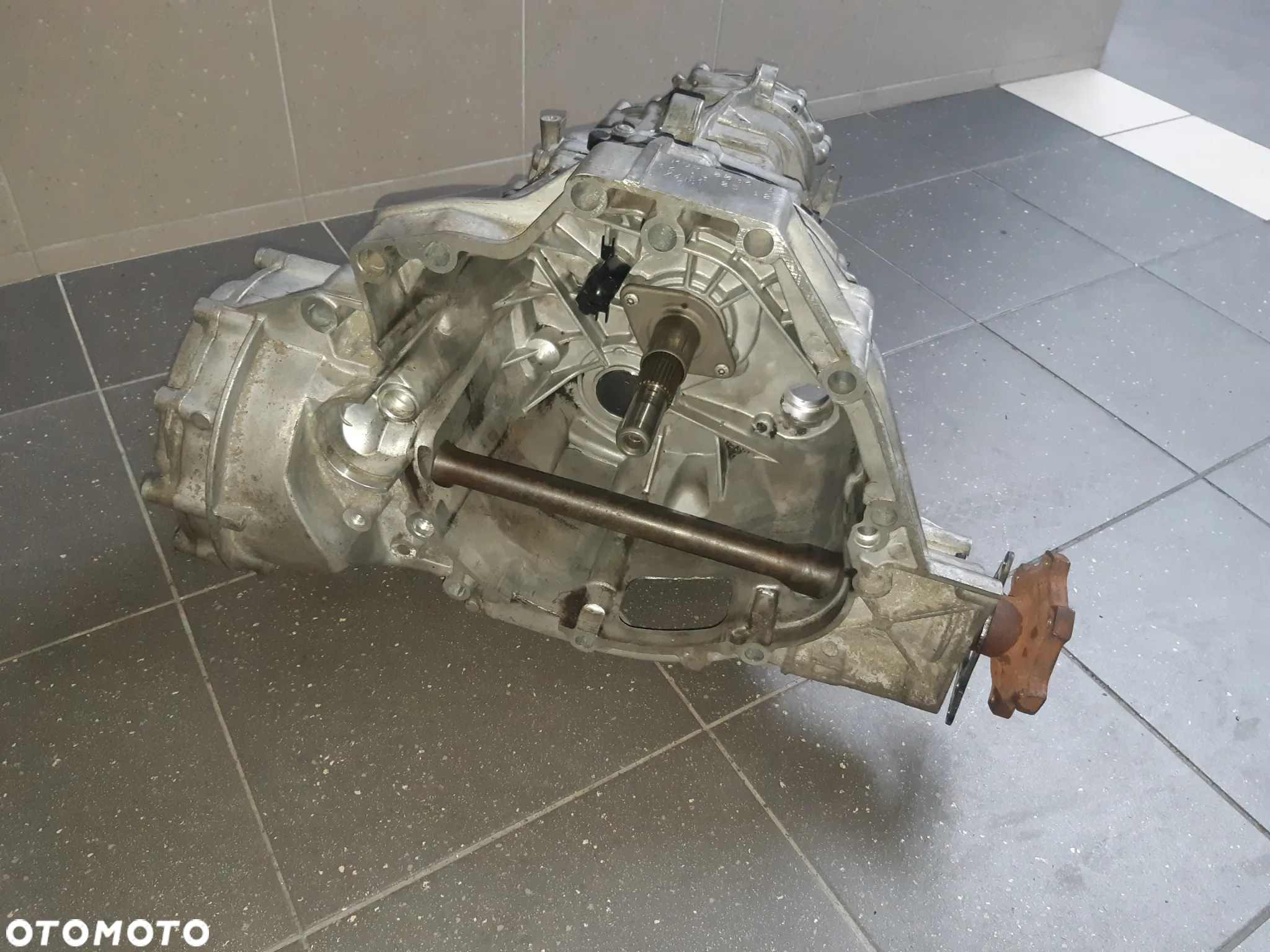 SKRZYNIA BIEGÓW MANUALNA AUDI A6 C7 A5 A4 B8 2.0TDI MVR - 4