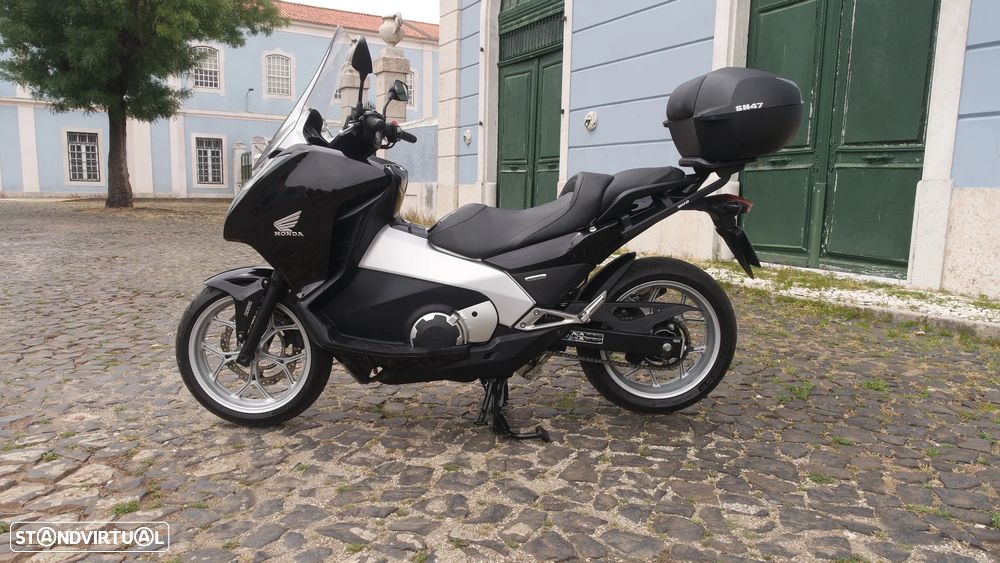 Honda Integra NC700D  DCT