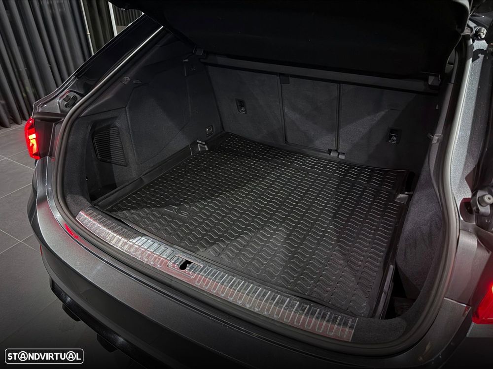Audi Q3 Sportback 45 TFSIe S line S tronic - 52
