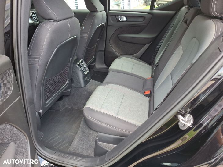 Volvo XC 40 T4 Recharge DKG Plus Dark - 14