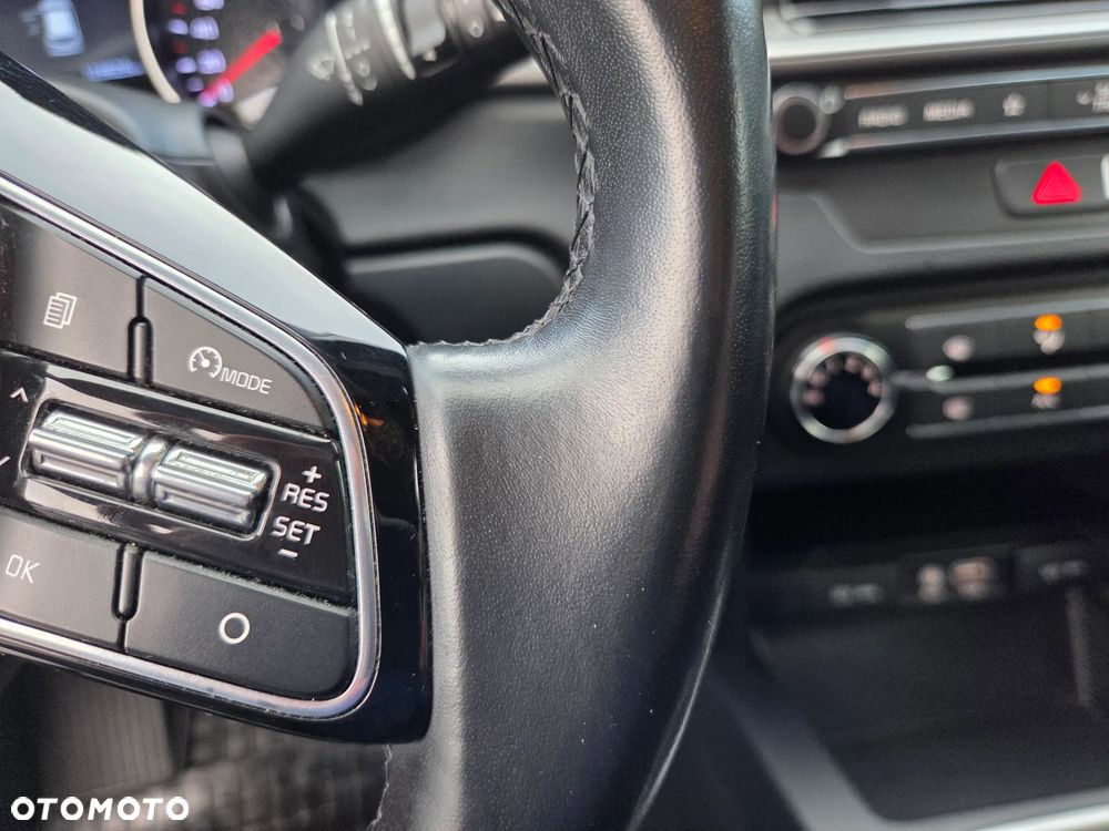 Kia Ceed 1.4 M - 11