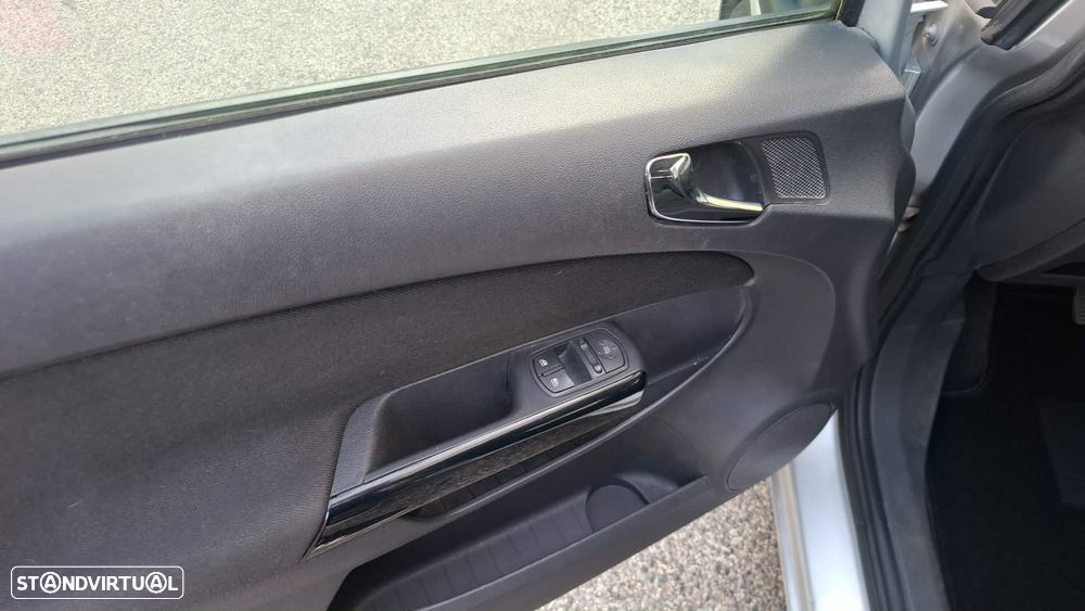 Opel Corsa 1.2 16V Enjoy - 14