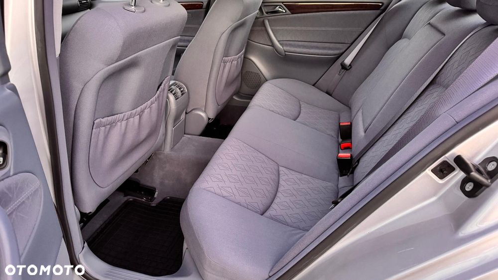 Mercedes-Benz Klasa C - 18