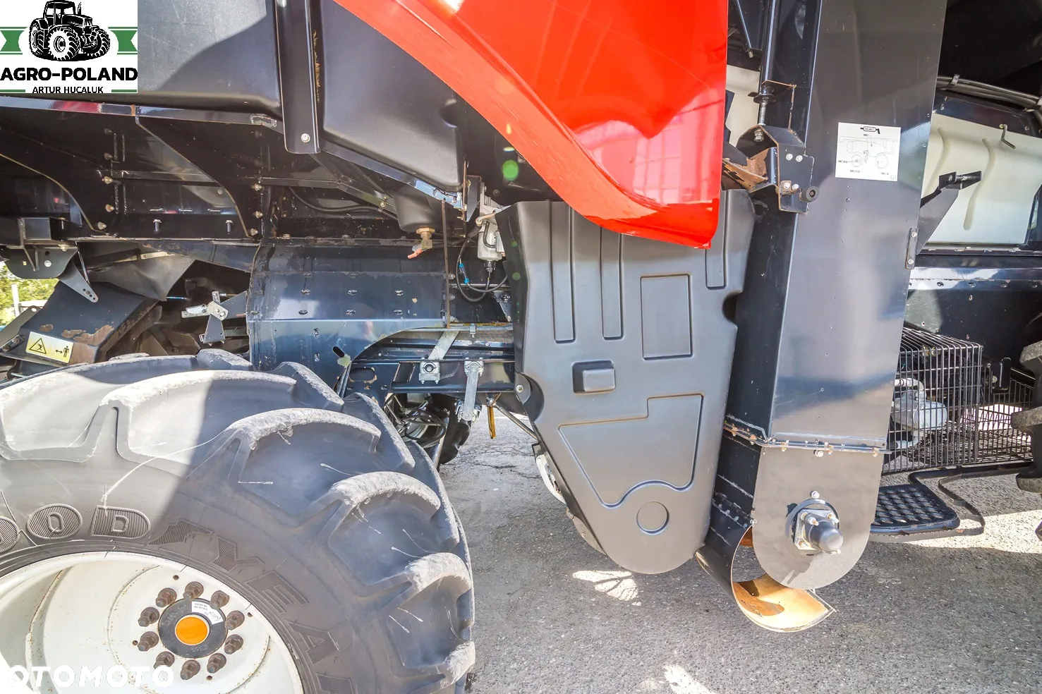 Case IH 8120 - 2009 ROK - 2083/2634 h + CASE VARIO - 7,32 M - GPS - POZIOMOWANIE - WAGA - 11