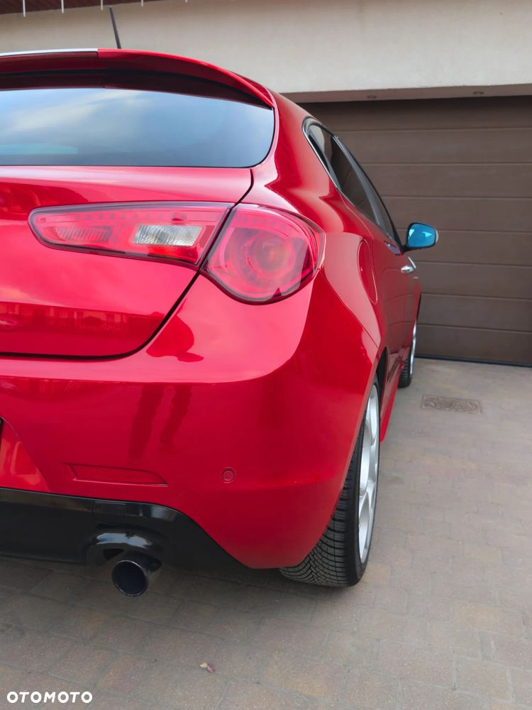 Alfa Romeo Giulietta 1.8 TBi 16V Quadrifoglio Verde - 11