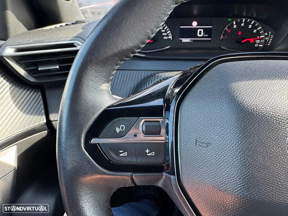 Peugeot 2008 1.2 PureTech Style - 29
