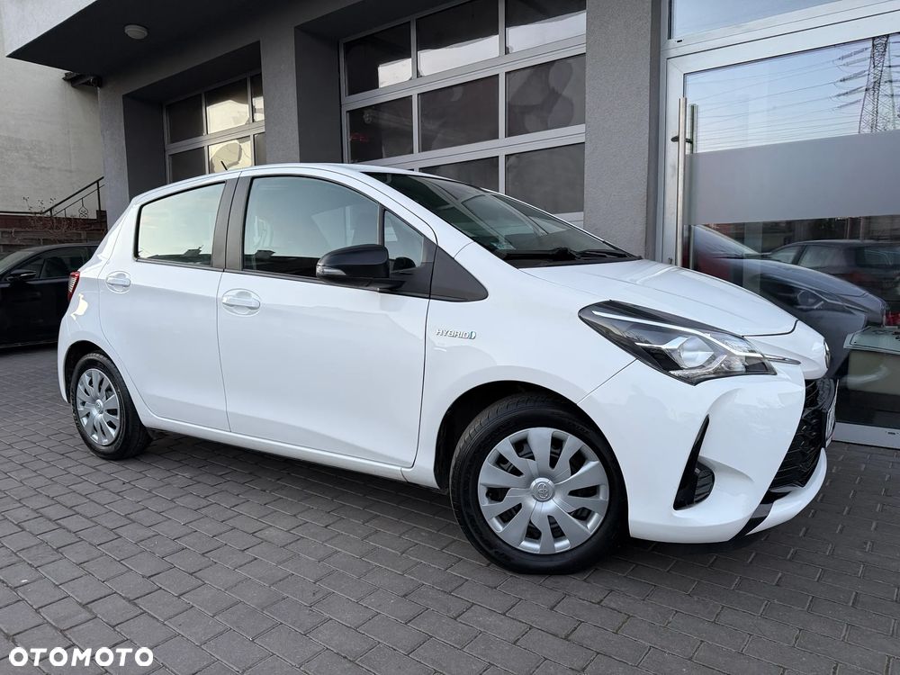 Toyota Yaris Hybrid 100 Active - 15