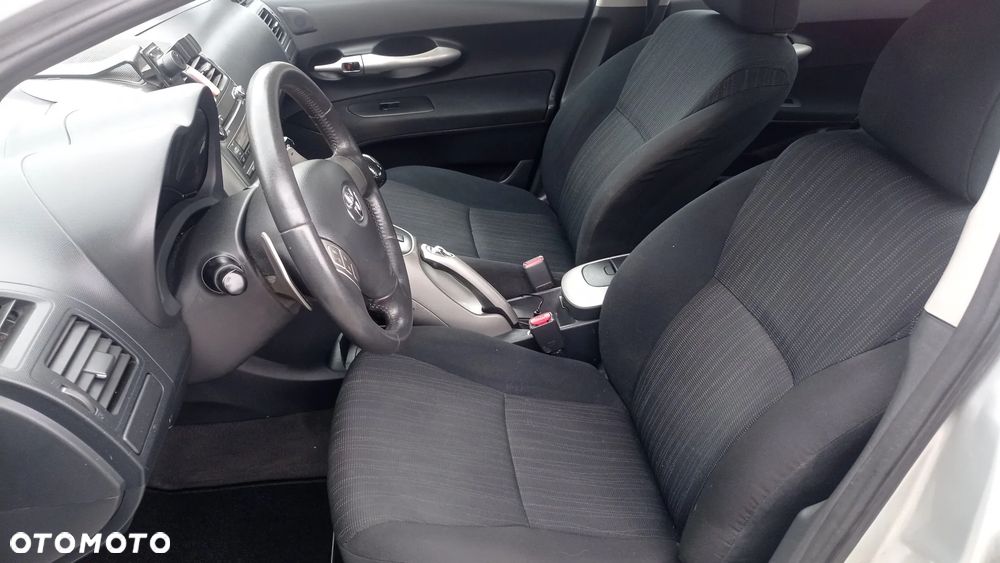 Toyota Auris 1.6 VVT-i Premium MM - 34