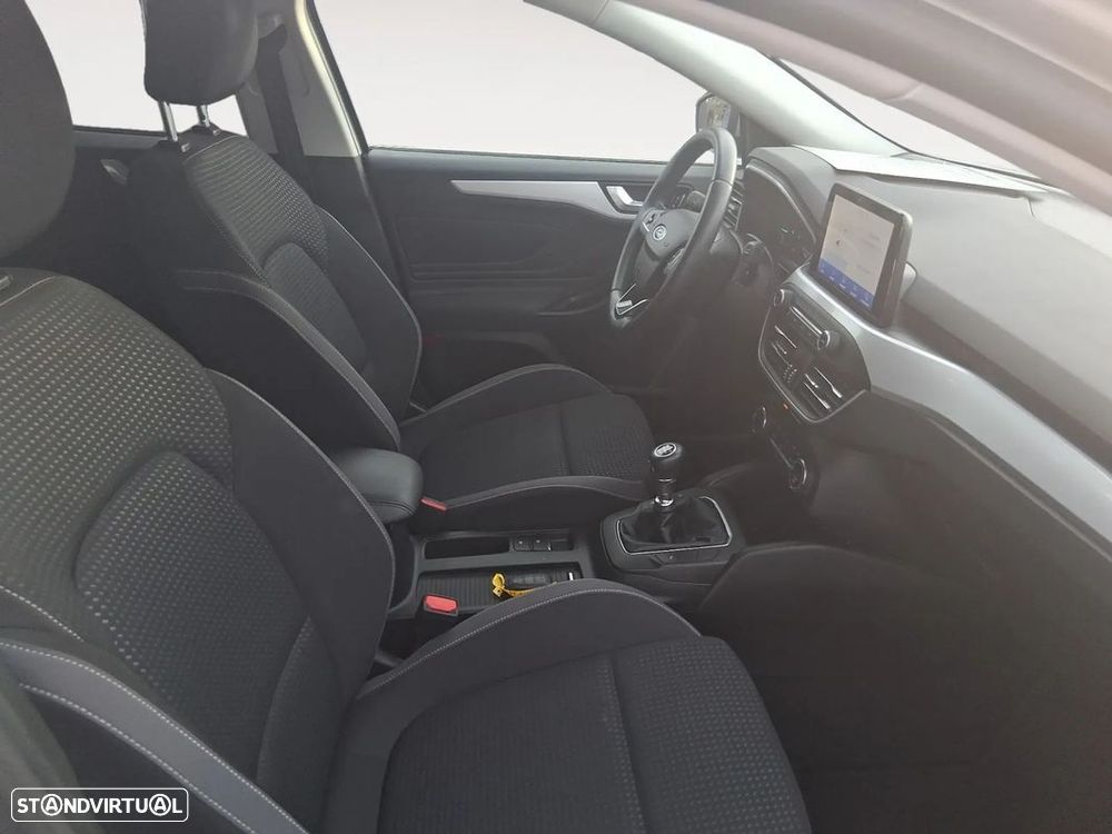 Ford Focus SW 1.5 TDCi EcoBlue ST-Line - 15