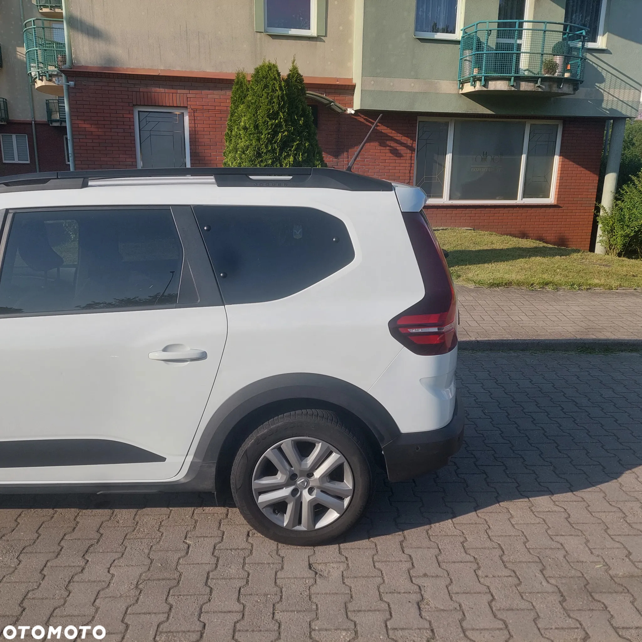 Dacia Jogger 1.0 TCe Comfort 7os - 8