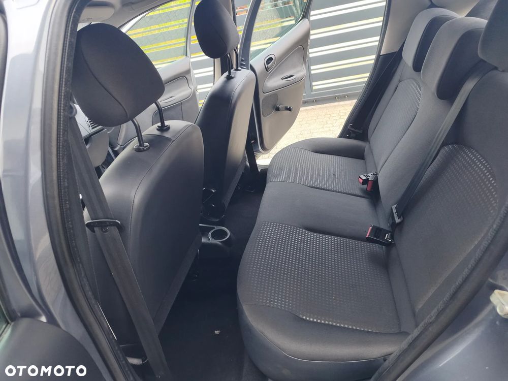 Peugeot 206 plus 1.1 Presence - 3