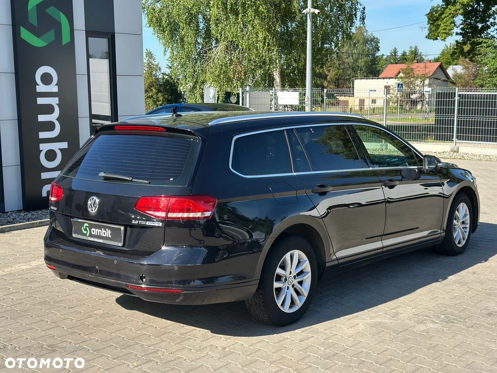 Volkswagen Passat - 5